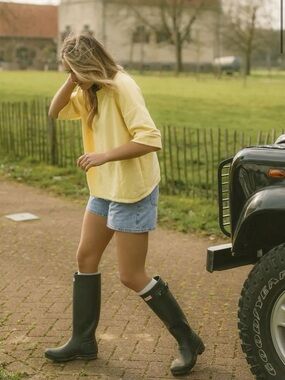 Madewell Relaxed Mid-length Dark Blue Vintage-Inspired Denim Shorts